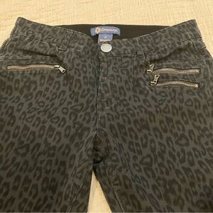 Leopard Print Pants with Zipper Details